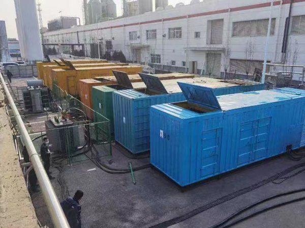 延长380V和690V电压的电缆线相同吗？