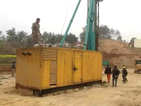 延长如何判断水冷式机油散热器密封件是否需要更换？